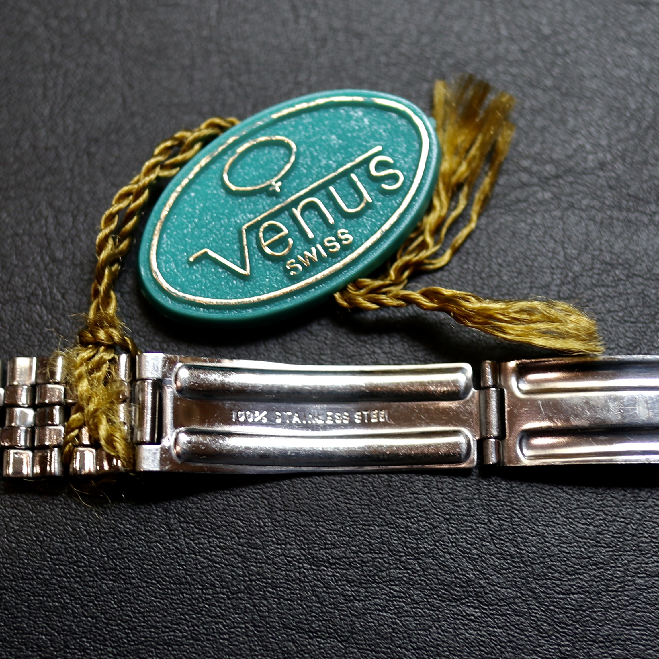 【Venus】Vintage Diver NOS / 腕時計 レディース おしゃれ ブランド 人気 30代 40代 50代 60代 おすすめ プレゼント画像