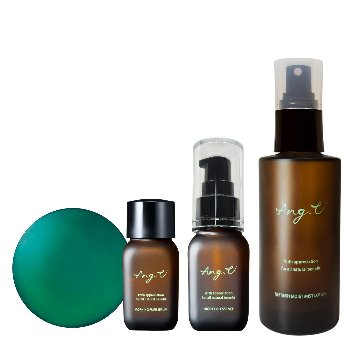 SKIN CARE SET スキンケアセットの画像