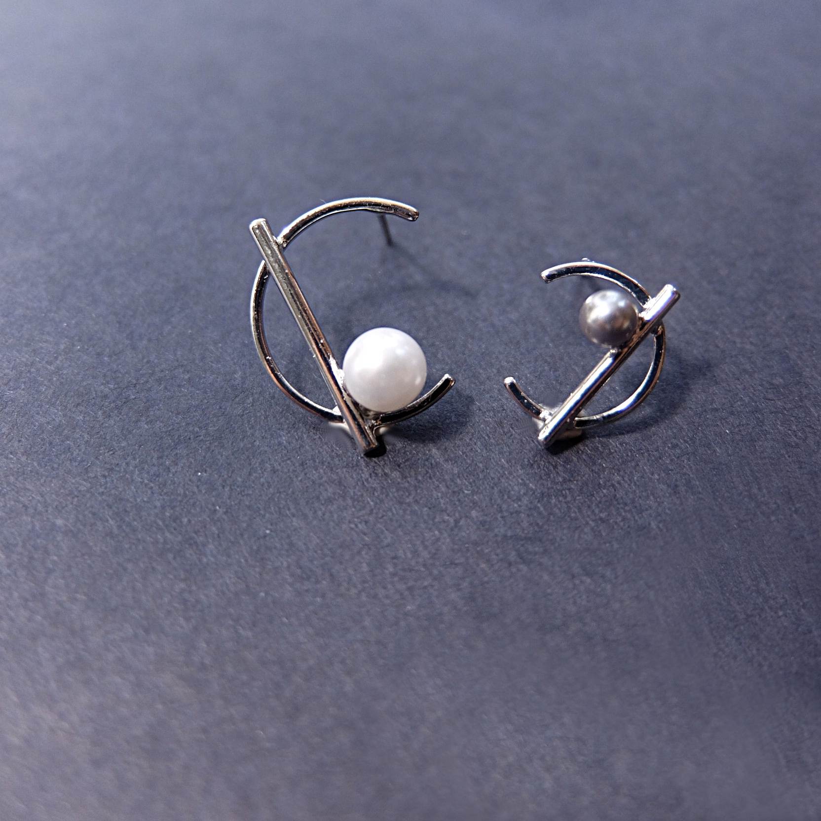 C design  silver　-silver＆white pearl-の画像