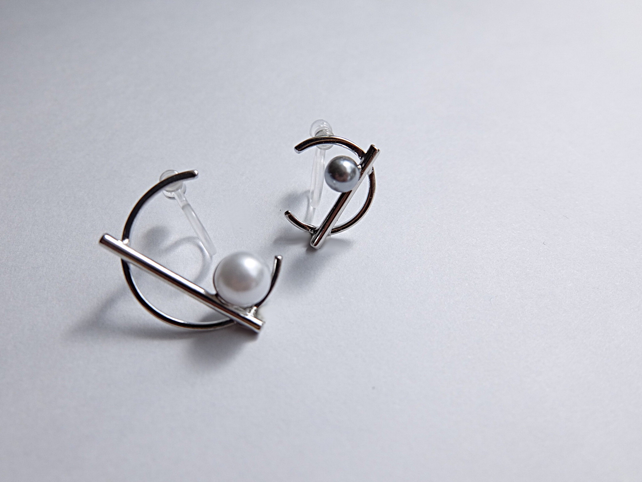 C design  silver　-silver＆white pearl-の画像