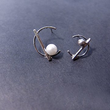 C design  silver　-silver＆white pearl-の画像