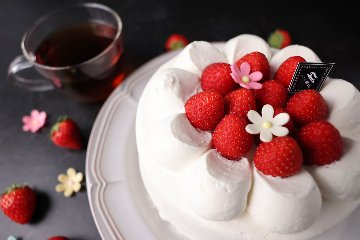 バースデーケーキ　ガトーフレイズの画像