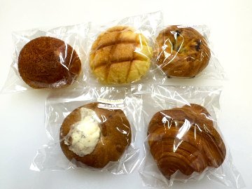【ちょいプラス】菓子パンセットの画像