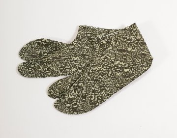 足袋 鮫小紋〈濃茶〉の画像