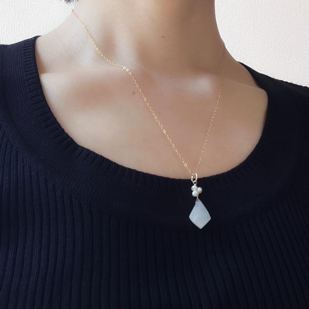 ムーンストーンと淡水パールのピアス・イヤリング＆ネックレス_14kgfの画像