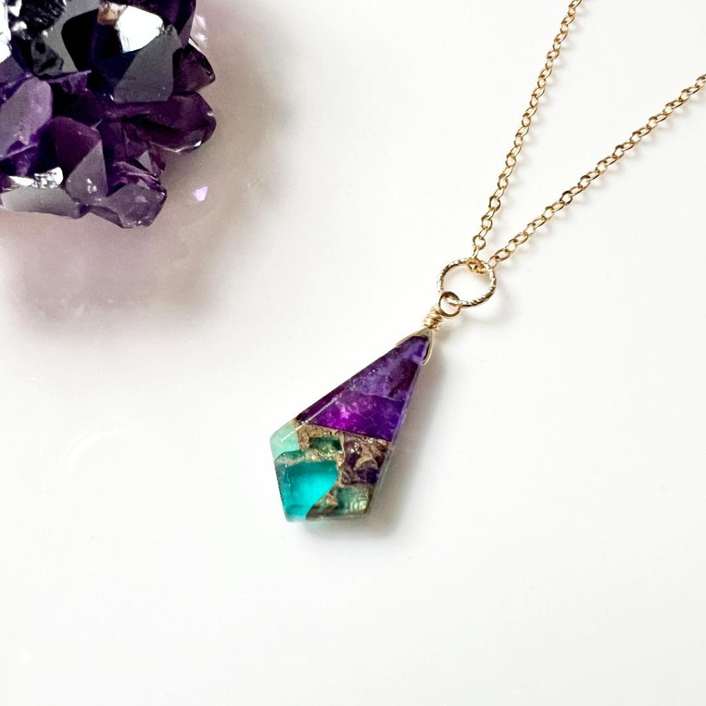 「風を受けて」カイトシェイプのペンダントヘッド　ブルーパープルコッパー 14kgfの画像