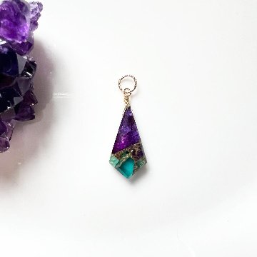 「風を受けて」カイトシェイプのペンダントヘッド　ブルーパープルコッパー 14kgfの画像