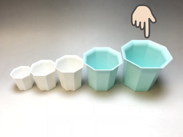 八角縁広プラ鉢(シャトル鉢)-4号-ウォーターブルー＊八角鉢の画像