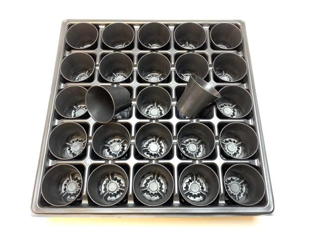 1.7号プラ鉢ぴったり整理トレイ-薄(ソフト)＋スマートロースタイル1.7号ミニプラ鉢-黒(トレイ1枚＋25鉢付きで1セット)の画像