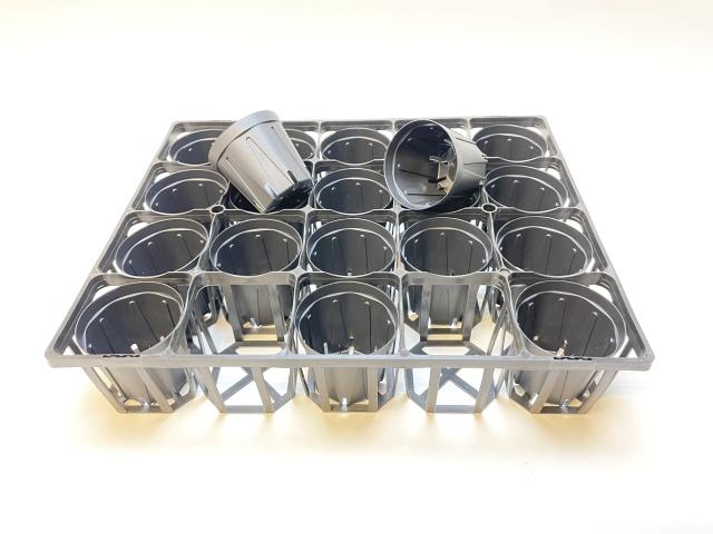 7.5cmポットや2号鉢用四角型枠トレイ：ハーフ標準型[H6.4cm]-20鉢用＋スリット鉢-2号(CSM-60)黒(トレイ1枚＋20鉢付きで1セット)[*]の画像