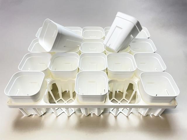 3.5号(10.5cm)ボット用/四角型枠白トレイ大＋プレステラ深鉢105-白☆(トレイ1枚＋20鉢付きで1セット)[254GW]の画像