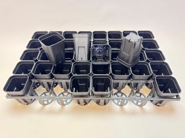 7.5cmポットや2号鉢用四角型枠トレイ：ハーフ標準型[H6.4cm]-20鉢用＋プレステラ深鉢75(2号相当)黒★(トレイ1枚＋20鉢付きで1セット)の画像