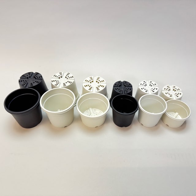 生産者仕様[カントー]浅＊プラ鉢A-25S-(2号浅鉢相当：浅型)-白[w]＊多肉に特化した浅鉢で用土量を抑え乾燥気味に管理可能[254GW]の画像