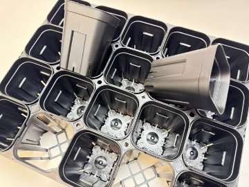 プレステラ深鉢専用★-105対応四角枠トレイ：20鉢用(黒)＋プレステラ深鉢105-黒★(トレイ1枚＋20鉢付きで1セット)[254GB]の画像