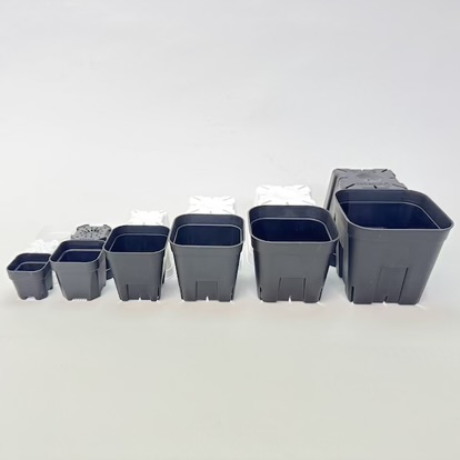 (新)プレステラ120標準鉢(浅型鉢)-(硬質スリットポット4号)-黒[四角]●＠多肉植物・塊根植物・バラ鉢・果樹鉢・アガベ[254GB]の画像