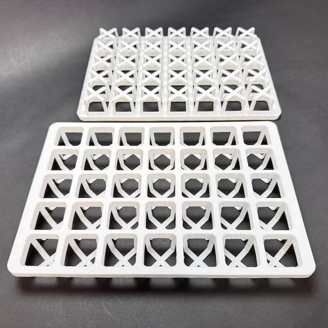 ミニプラ鉢1号・1.3号鉢対応-白色ミニトレイ-35(5×7)鉢用＊(約)A4サイズ相当※1枚売＊多肉・塊根植物・アガベ・ハオルチア・アデニウム・パキポディウム・実生の画像