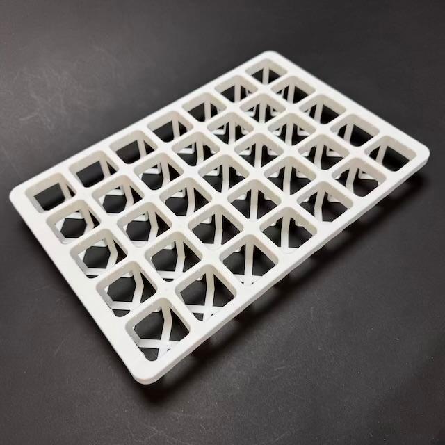 ミニプラ鉢1号・1.3号鉢対応-白色ミニトレイ-35(5×7)鉢用＊(約)A4サイズ相当※1枚売＊多肉・塊根植物・アガベ・ハオルチア・アデニウム・パキポディウム・実生の画像