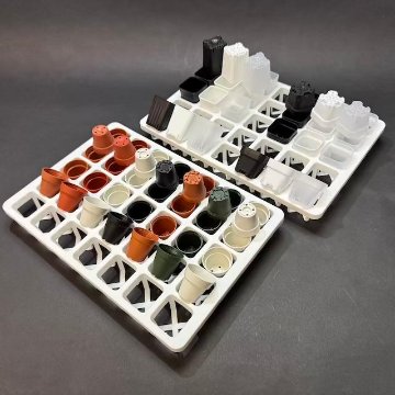 ミニプラ鉢1号・1.3号鉢対応-白色ミニトレイ-35(5×7)鉢用＊(約)A4サイズ相当※1枚売＊多肉・塊根植物・アガベ・ハオルチア・アデニウム・パキポディウム・実生の画像