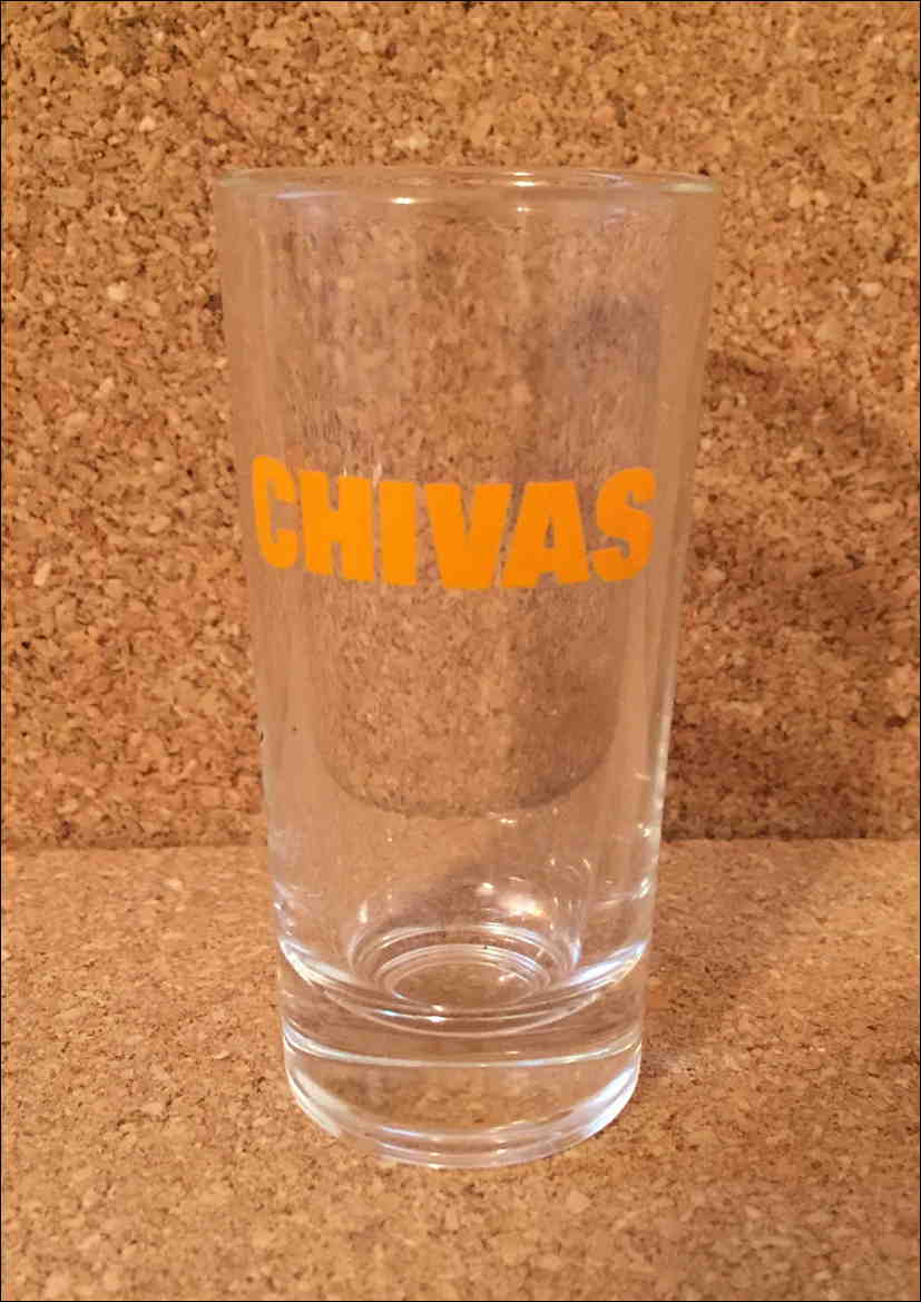 CHIVAS ショットグラスの画像