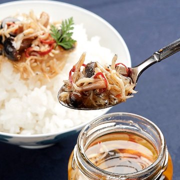 【母の日限定】一番人気！ 銀座イタリアンシェフ手作り食べるラー油 3点セット ご飯のお供ギフト 化粧箱入り メッセージカード付きの画像