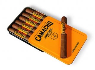 カマーチョ　コネチカット　マチトス　6本入り缶の画像