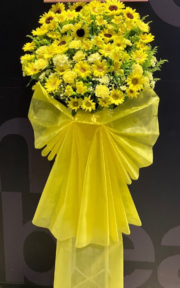 花銀定番フラスタ(1段) 持込装飾品設置無料！の画像