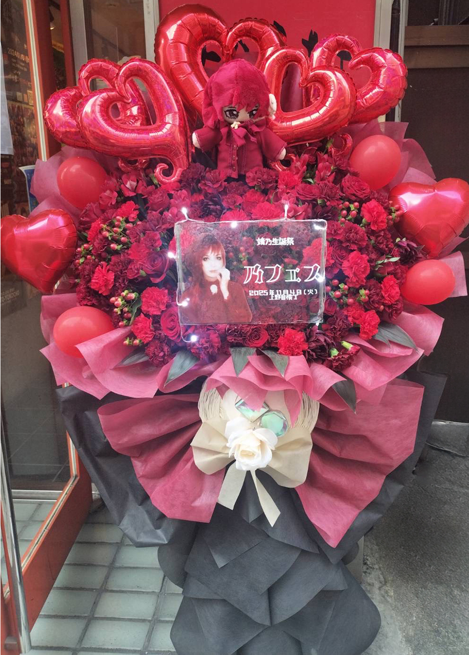 東京フラワースタンド 花銀 オリジナルデザイン・自作フラスタパネルに