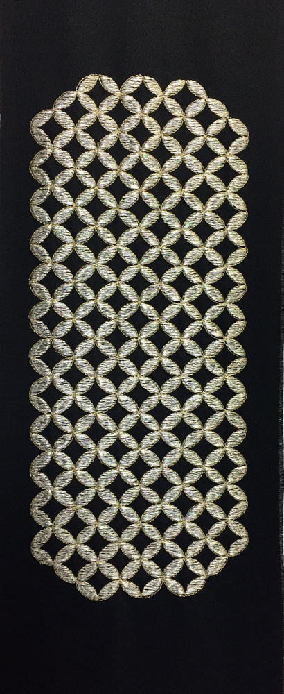 刺繍［黒・金］七宝つなぎ柄半衿の画像