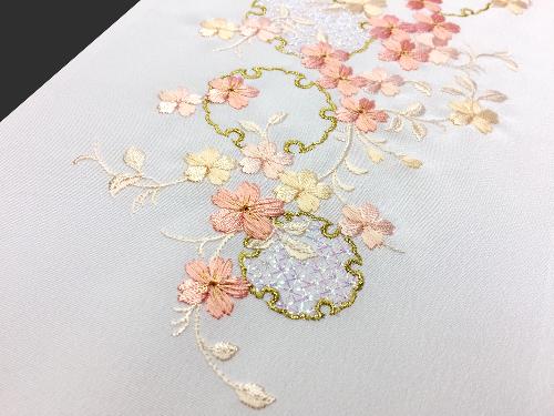 刺繍［白・パール］雪輪桜柄半衿の画像