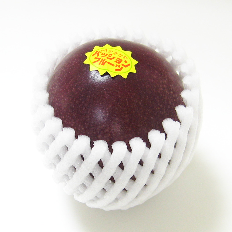 【今季終了】毎週金曜日発送（Sサイズ12～13個）パッションフルーツ 沖縄県産 完全無農薬の画像