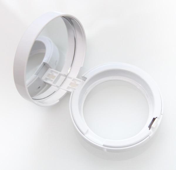 エムディア　グロウベールUVクッション専用コンパクトの画像