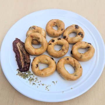 タラッリ（トマト＆オルガノ）taralli,tarallini　（タラーリ）の画像