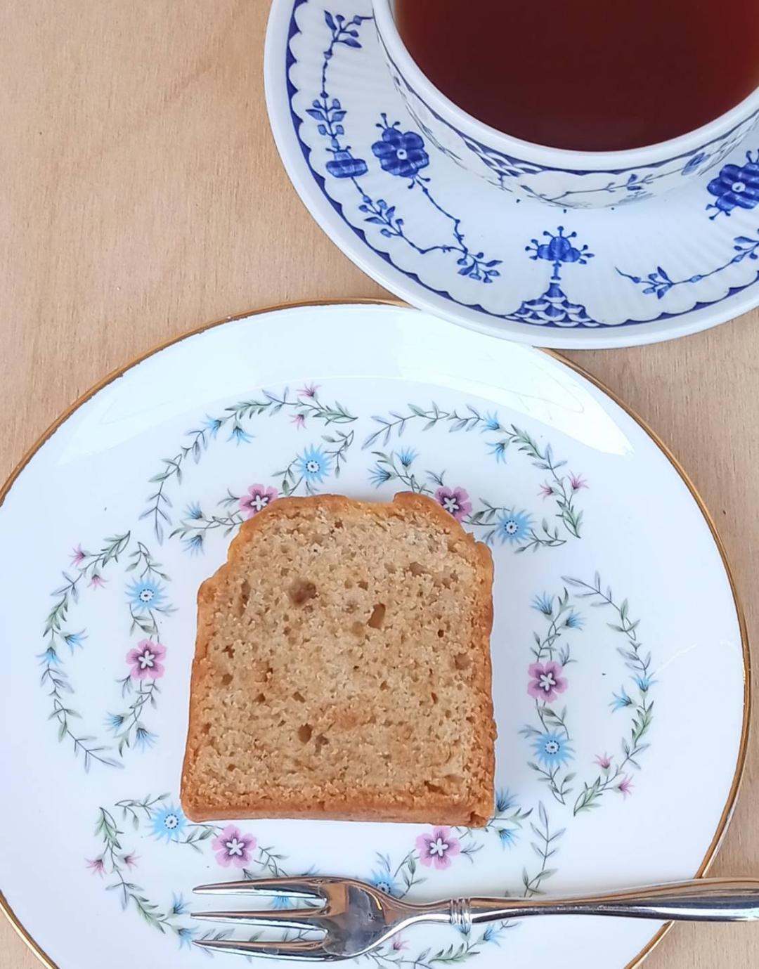パウンドケーキ（有機アップルソース）1 カットの画像