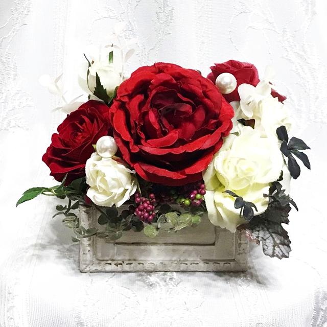 造花・アートフラワー　赤薔薇のミニBOXの画像