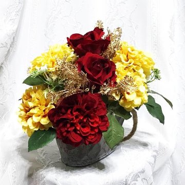 造花・アートフラワー　ダリアのオールラウンドアレンジの画像