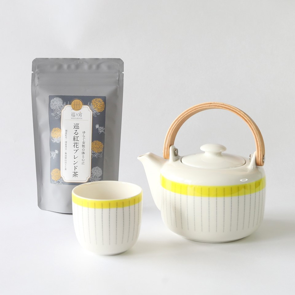 巡る紅花ブレンド茶　北欧ティータイムセット（ティーポット・カップ2個）の画像