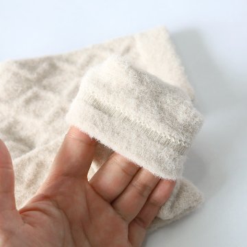 ウール（羊毛）混でふわもこ靴下「ポッポ」　冬の普段使いの靴下に。の画像