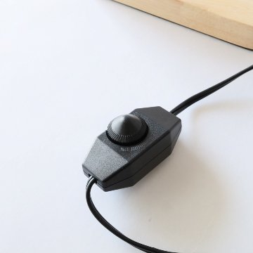 シンプルな木製キャンドルライト・ナイトライトの画像