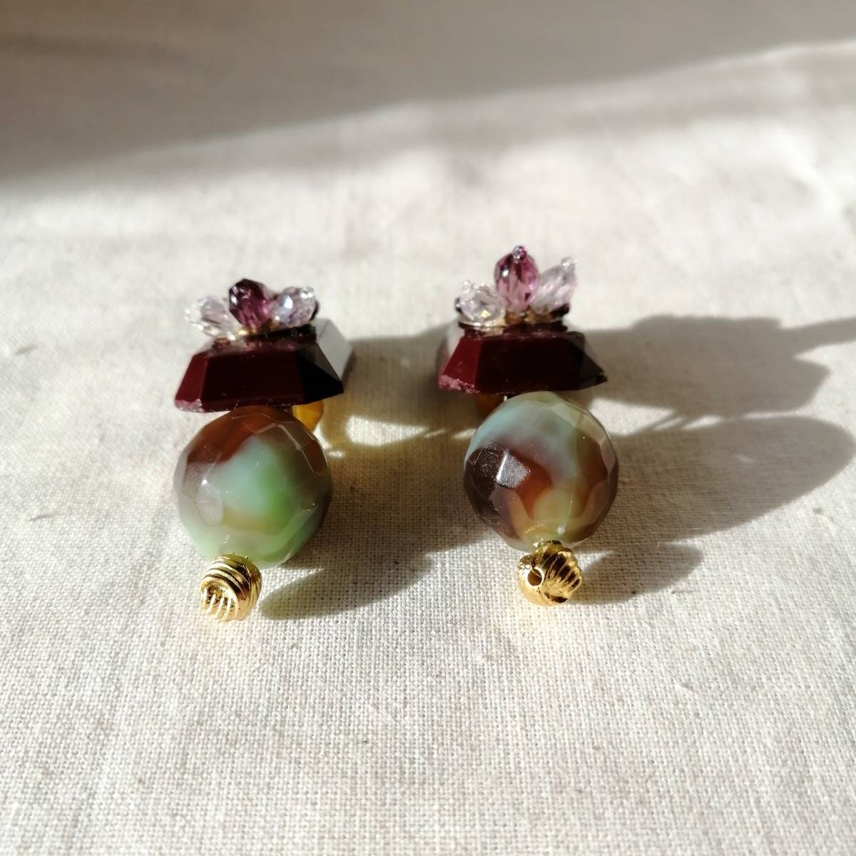 Burgundy Vintage earringsの画像