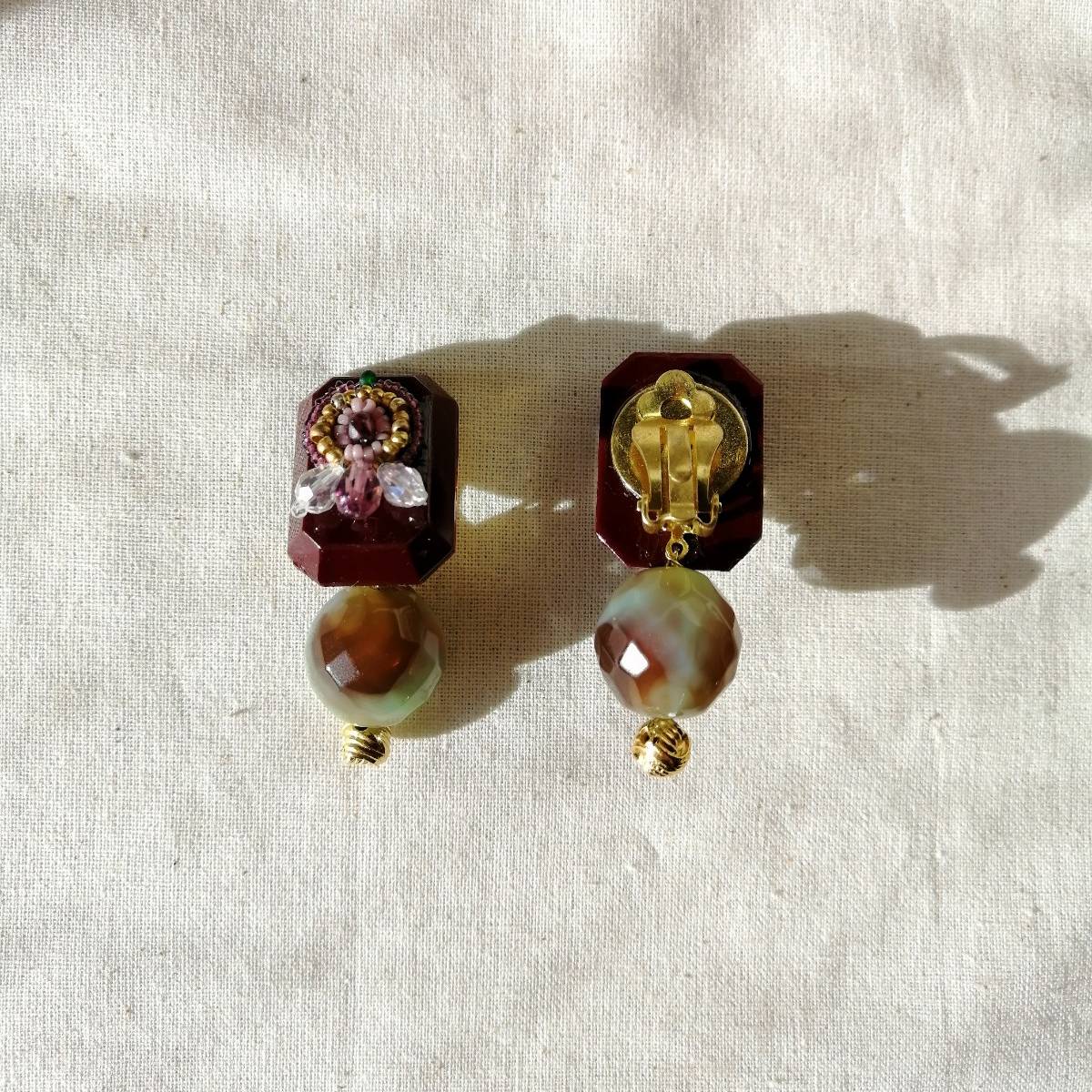 Burgundy Vintage earringsの画像