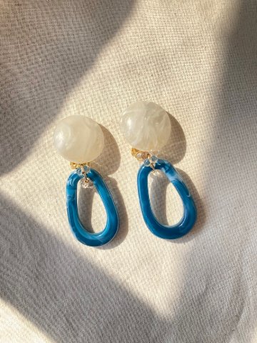 Foop Vintage earringsの画像