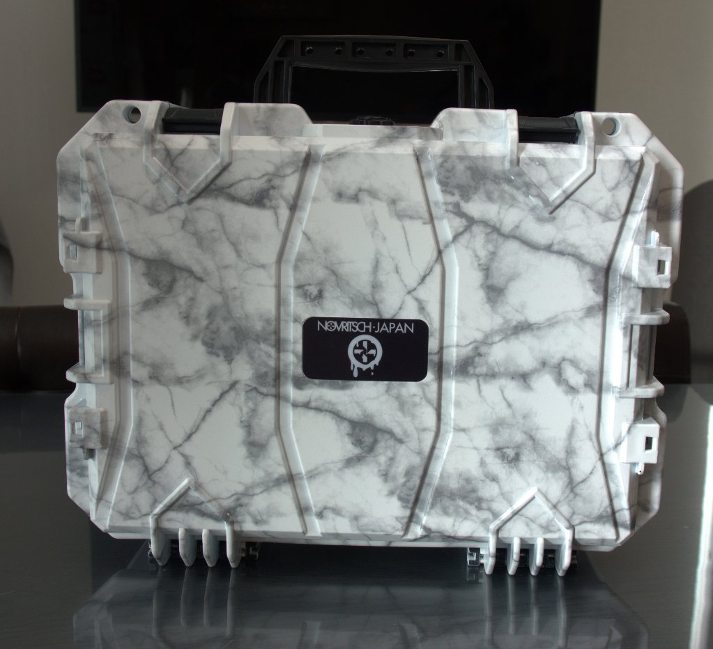 ストライダー・KENDAタイヤ2本付き・キャリーバッグ付き・BELL