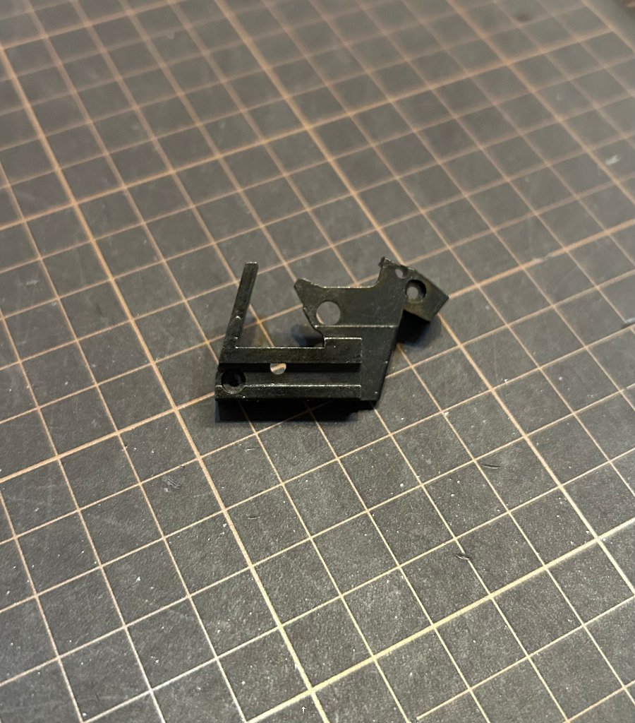 東京マルイ　SIG P226　リアシャーシ右　P226-28の画像