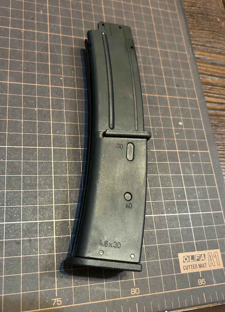 東京マルイ　MP7A1　マガジンケース、ボトムピン、マガジンボトム、注入バルブ　(MGG1-31、MGG1-34、MGG1-39、MGG1-40)の画像