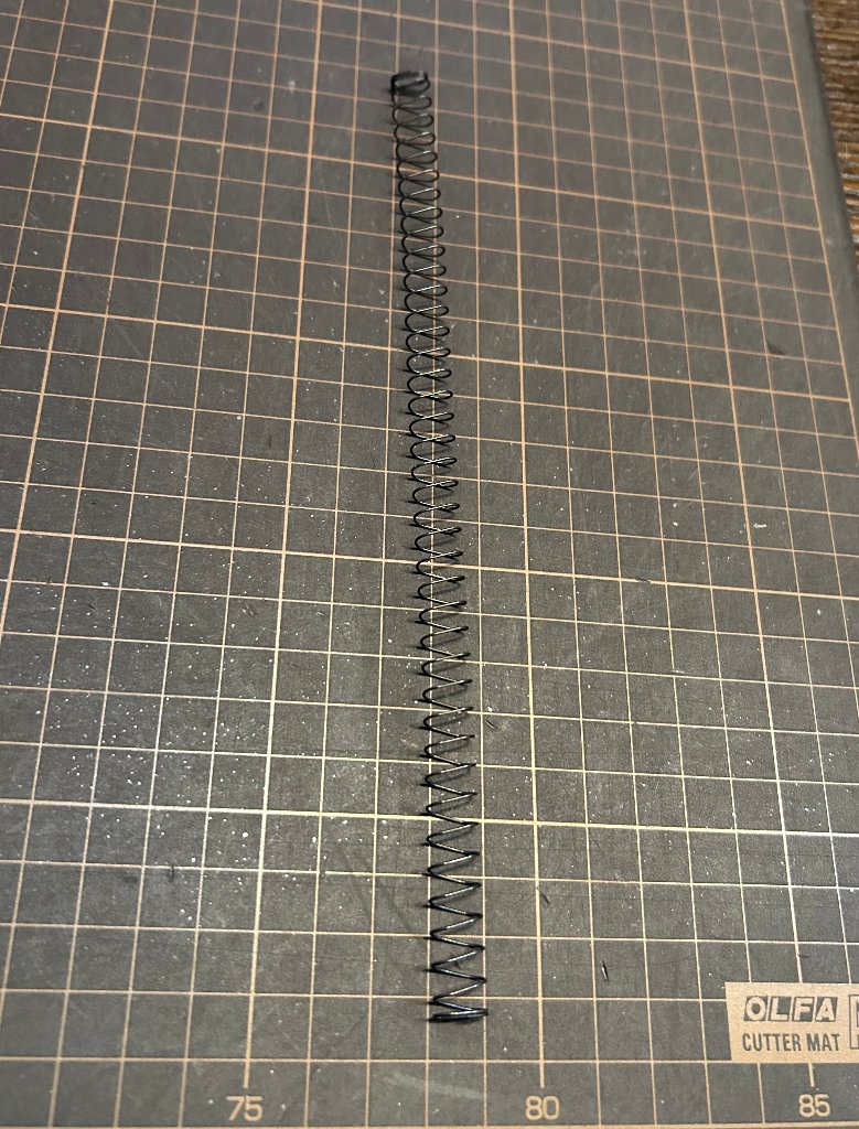 東京マルイ　HK45　マガジンスプリング　HK45-98　約22㎝の画像