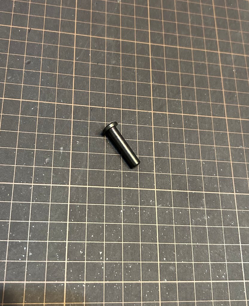 東京マルイ　　M4　フレームロックピン（後）　M4-8の画像