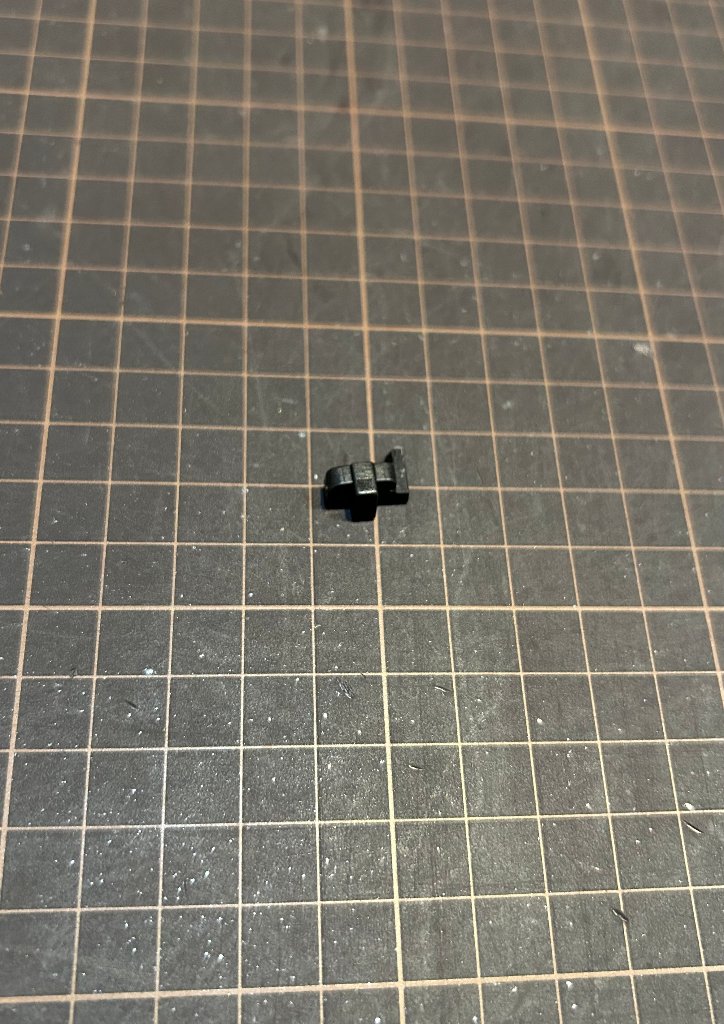 東京マルイ　デザートイーグル.50AE　ベースプレートストッパー　50AE-91の画像