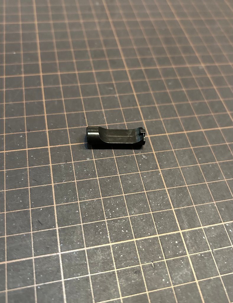 東京マルイ　P226　マガジンキャッチ　P226-66の画像