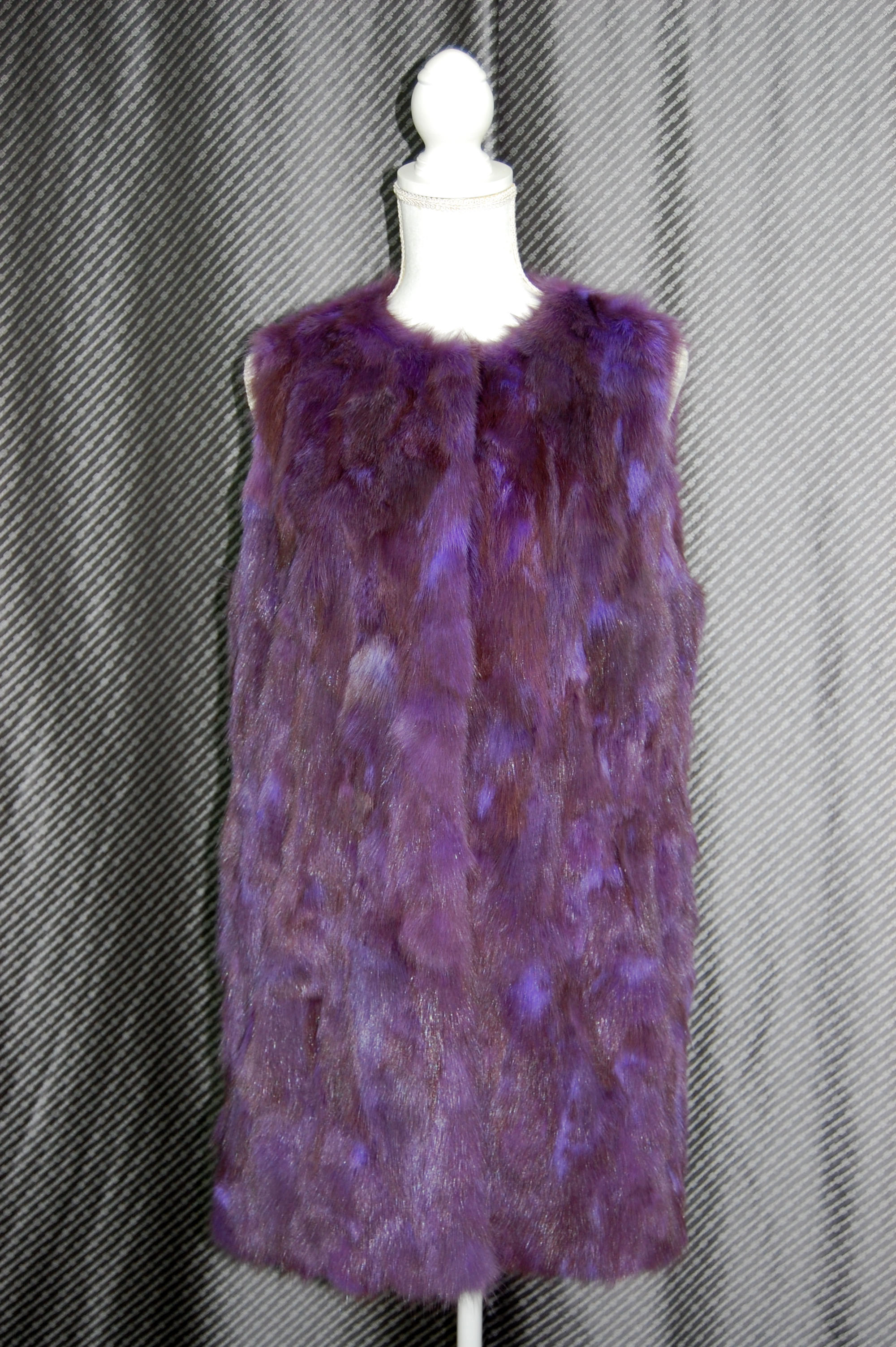 ロシアンセーブル　ピースロングベストの画像