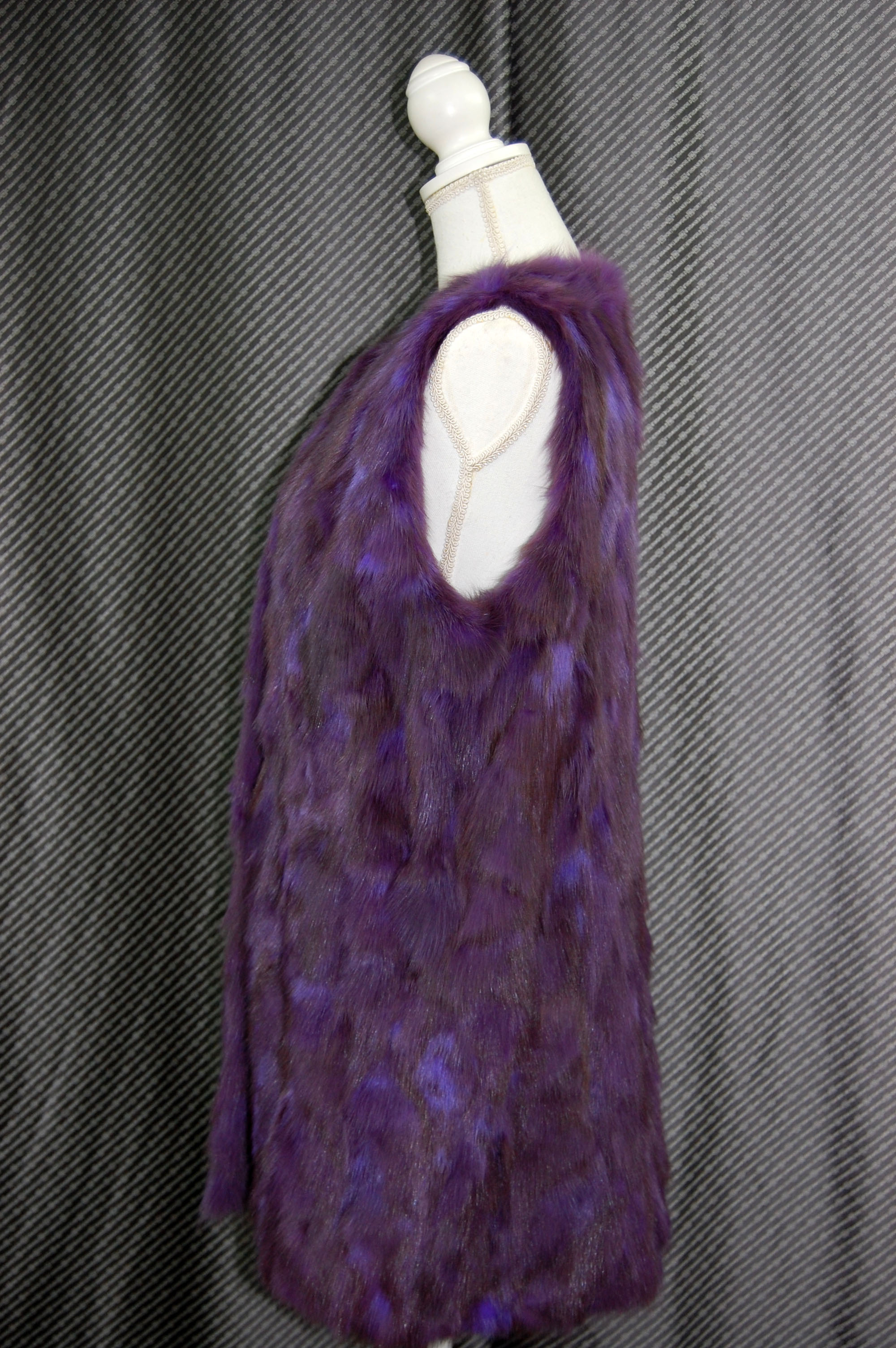 ロシアンセーブル　ピースロングベストの画像